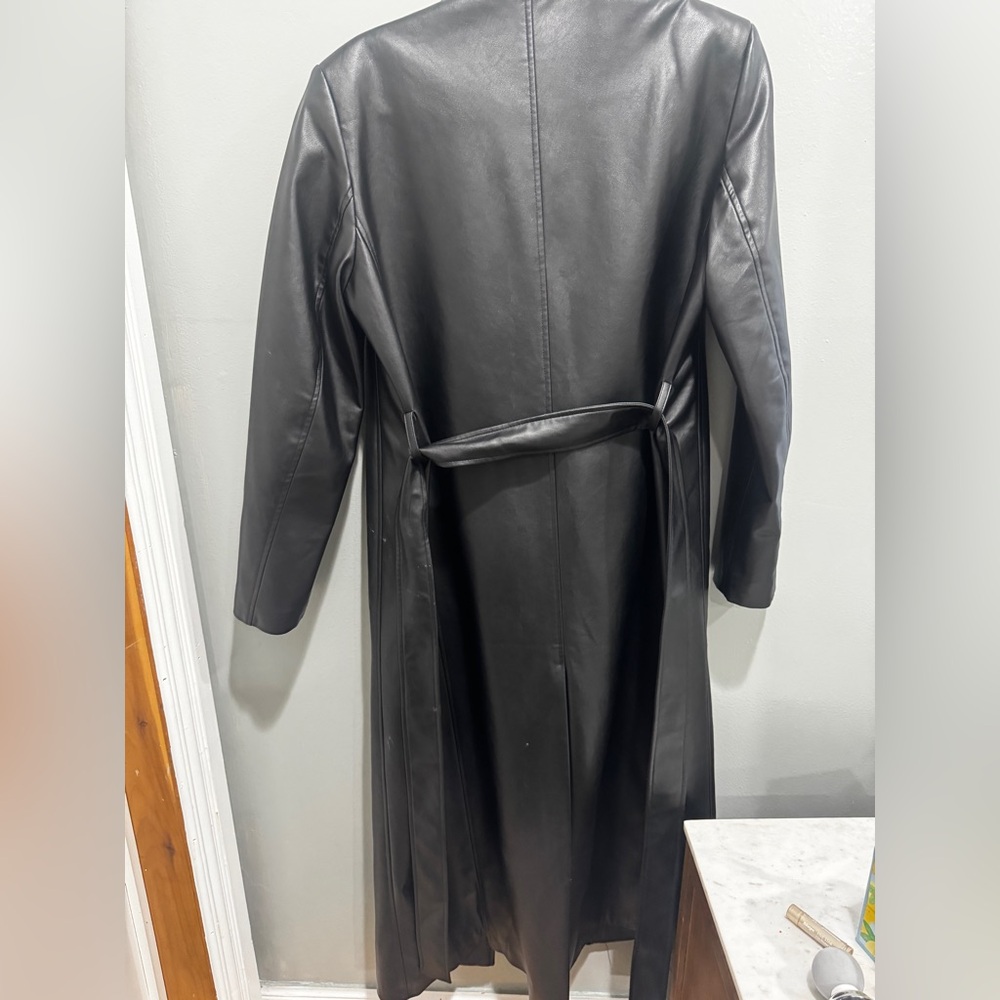Zara Women's Black Trench Coat - Picture 4 of 7